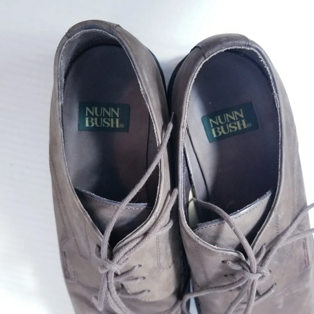 NUNN BUSH BROWN LEATHER UPPER MEN'S DRESS SHOE SIZE 10